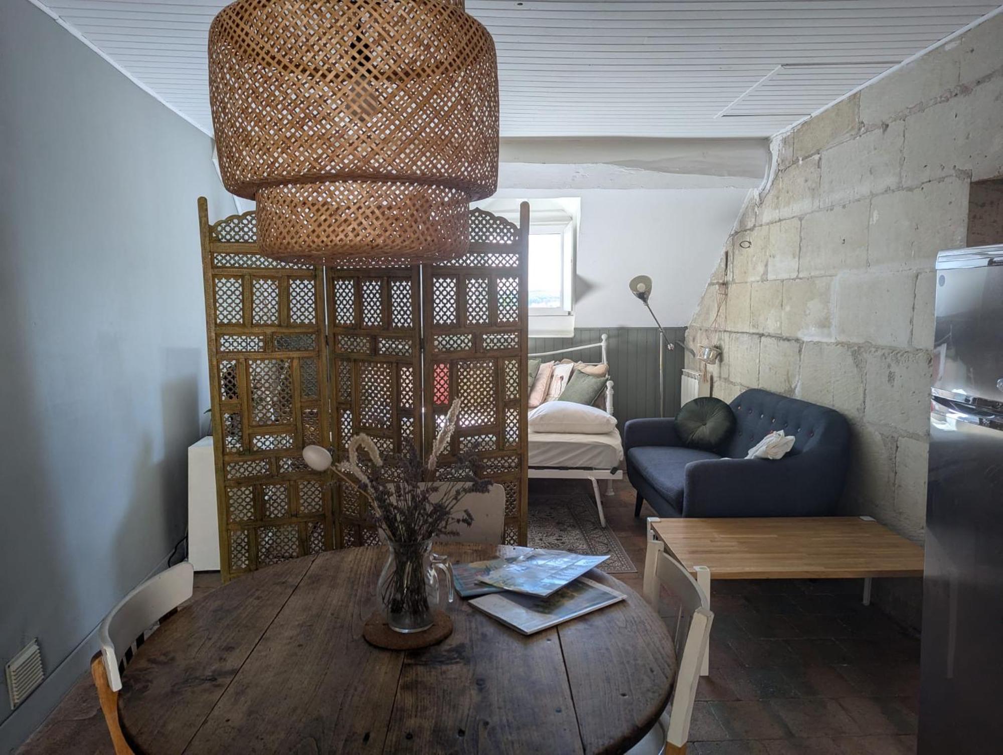 Appartement Des Hirondelles , Au Pied Du Chateau Chinon Exteriér fotografie